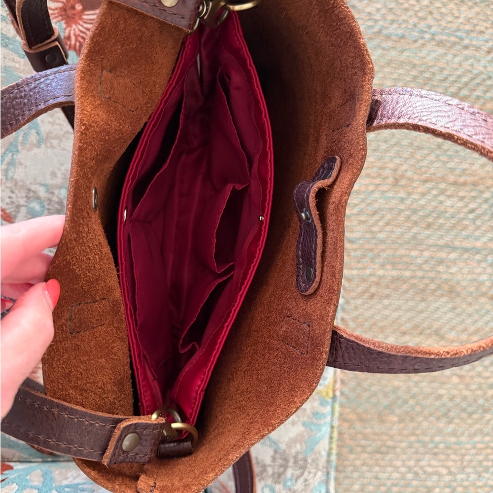 Portland Leather Mini Tote Bag with Crossbody Strap - Picture 7 of 8